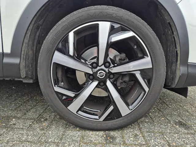 Nissan QASHQAI 1.3 DIG-T Premium Edition 2021 Benzine 27