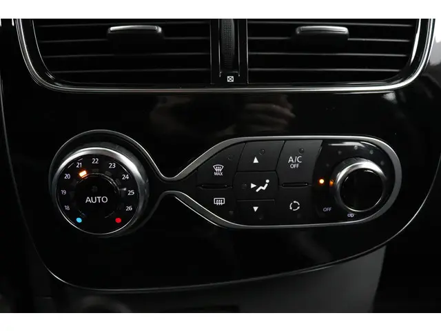 Renault Clio TCe 90 Intens 2019 Benzine 27