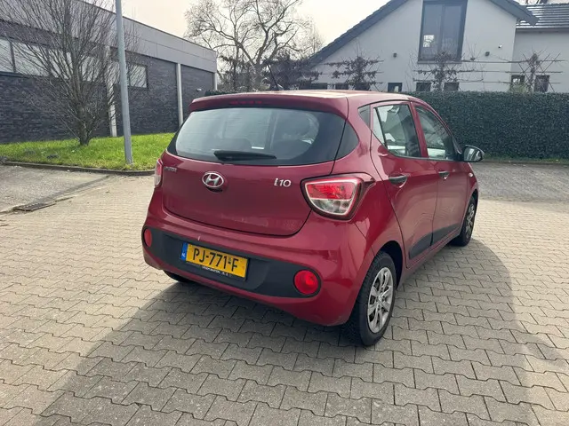 Hyundai i10 1.0i i-Motion 2018 Benzine 11