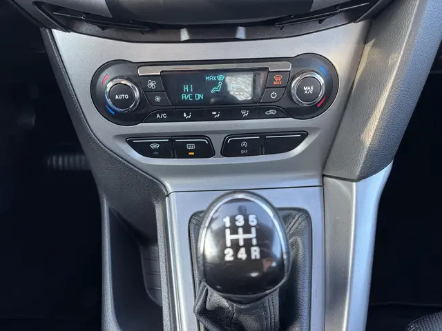 Ford Focus 1.0 EcoBoost Edition 2014 Benzine 16