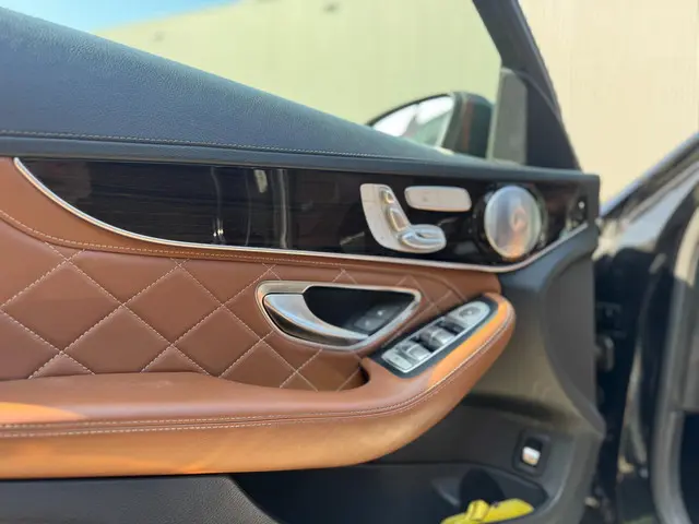 Mercedes-Benz C-Klasse AMG 63 S Edition 1 2015 Benzine 22