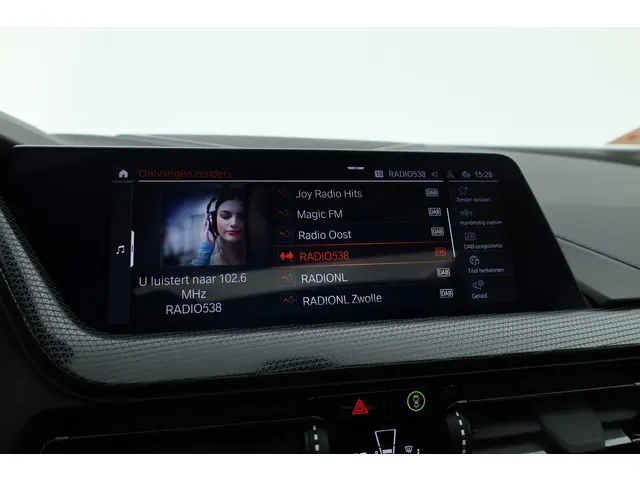 BMW 1 Serie 118i M-Sport Pro - Orig. NL 2024 Benzine 19