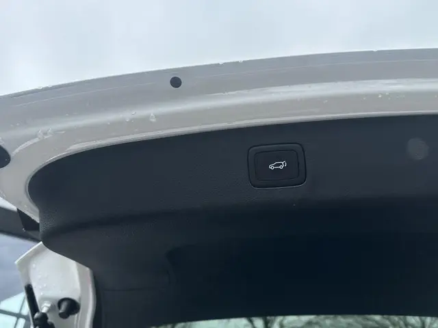 MG EHS 1.5 TGDI Luxury 2022 Hybride Benzine 4