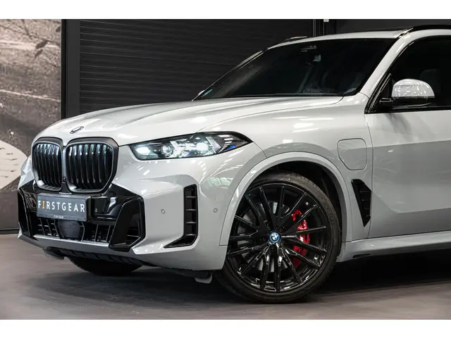 BMW X5 xDrive50e 2024 Hybride Benzine 4