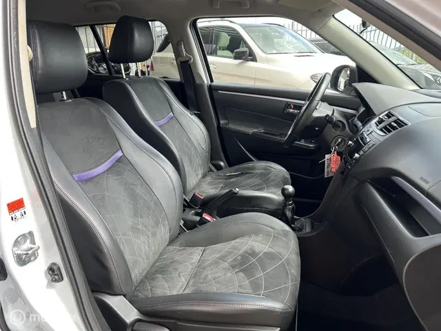 Suzuki Swift 1.2 Business Edition EASSS 2016 Benzine 15