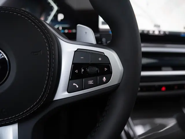 BMW X7 xDrive40i 2025 Benzine 36