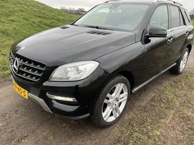 Mercedes-Benz M-Klasse 250 Blue 2013 Diesel 20