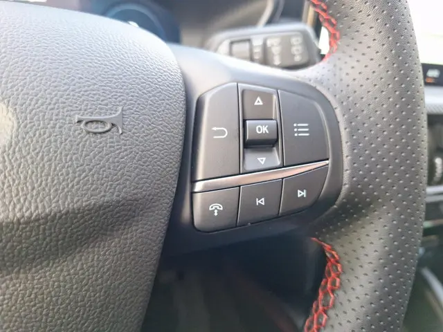 Ford Kuga 2.5 PHEV ST-Line 2025 Hybride Benzine 11