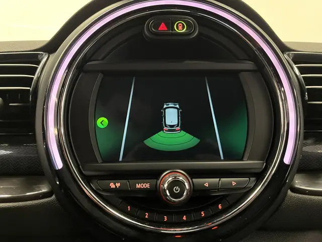 MINI Clubman 1.5 One Salt Business 2018 Benzine 21