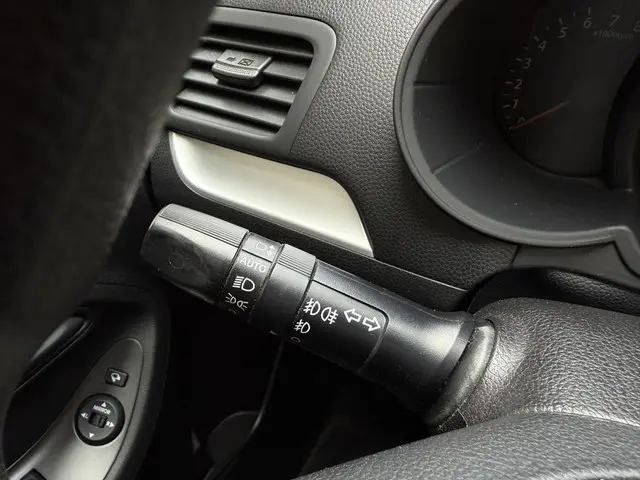 Kia Picanto 1.0 CVVT Plus Pack 2012 Benzine 17