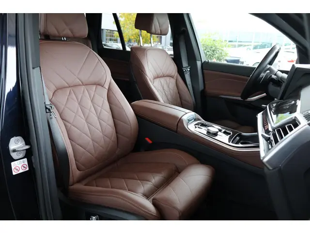 BMW X5 xDrive50e 2024 Hybride Benzine 7