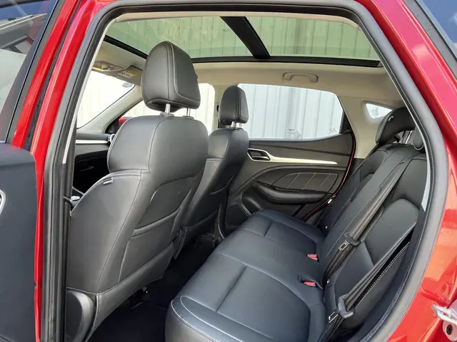 MG ZS EV MG Luxury 45 kWh 2021 Elektrisch 23