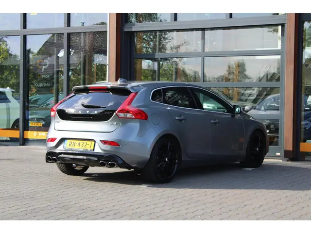 Volvo V40 2.0 T4 R-Design|Heico|Automaat| 2017 Benzine 9