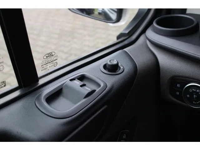 Ford Transit Custom 320 2.0 TDCI L2H1 Trend 2020 Diesel 12