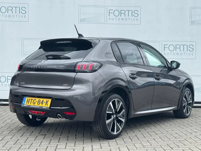 Peugeot 208 2