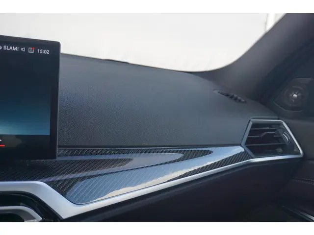 BMW 3 Serie Sedan 320e 2023 Hybride Benzine 12