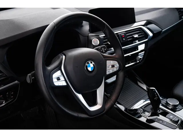 BMW X3 xDrive30e 2021 Hybride Benzine 53