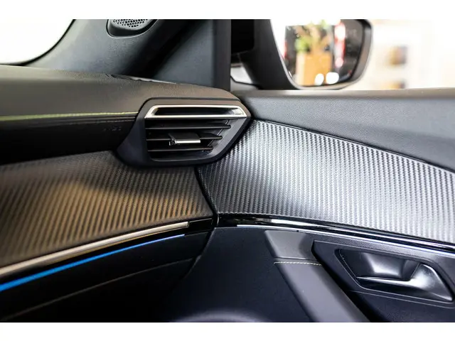 Peugeot e-2008 EV GT 54 kWh 2023 Elektrisch 28
