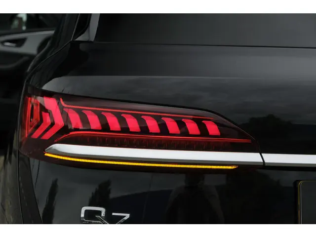 Audi Q7 55 TFSIe 380pk Quattro 2020 Hybride Benzine 45