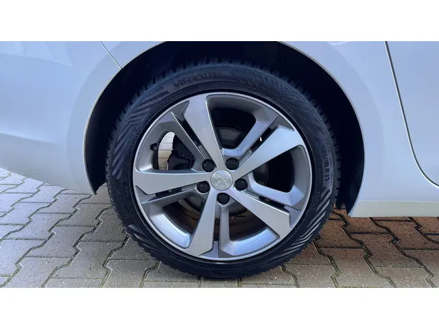 Peugeot 308 SW 1.2 PureTech GT-line 2018 Benzine 20