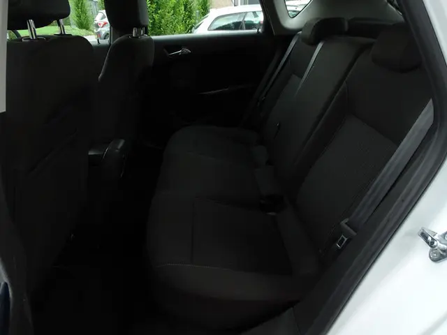 Opel Astra 1.4 Turbo Blitz 2015 Benzine 12