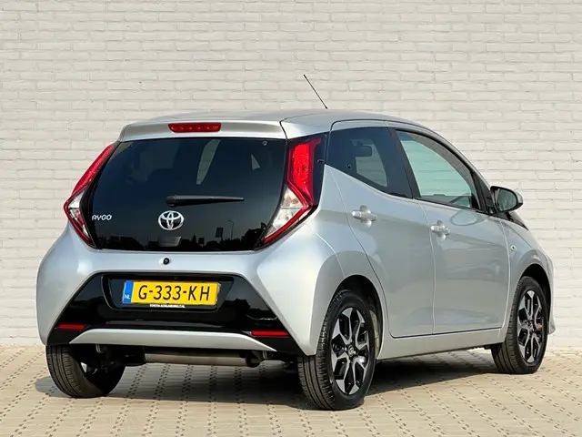 Toyota Aygo 1.0 VVT-i x-joy Automaat 5-deurs 2019 Benzine 9