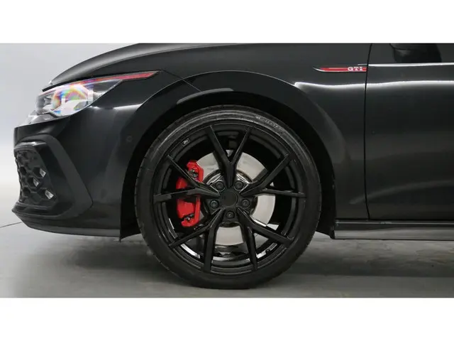 Volkswagen Golf GTI 2.0 TSI 245pk 2024 Benzine 12