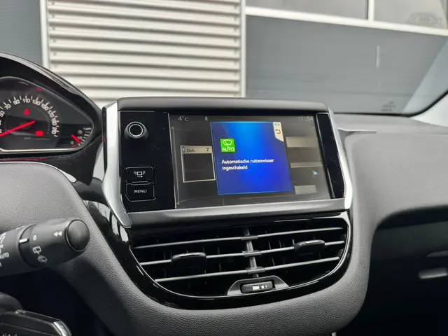 Peugeot 208 1.2 VTi Envy 2014 Benzine 13