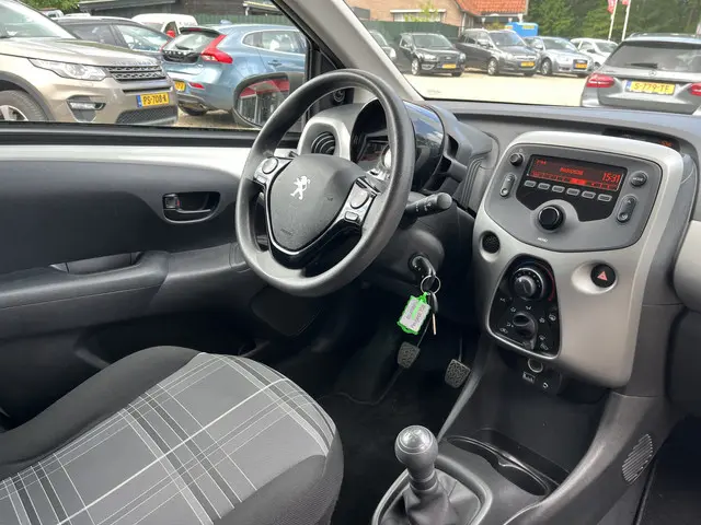 Peugeot 108 1.0 e-VTi Active Inclusief Beurt 2018 Benzine 7