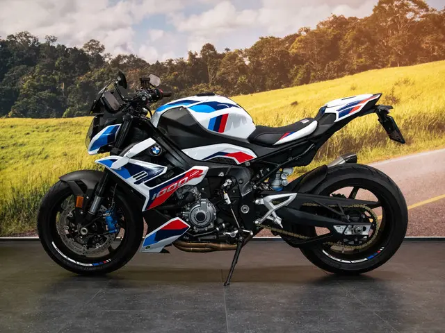 BMW M 1000 R Sport Akrapovic - Keyless 2023 Benzine 5
