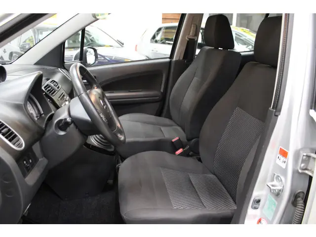Suzuki Splash 1.0 VVT Comfort EASSS 2015 Benzine 5