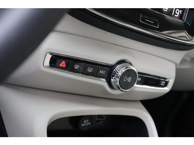 Volvo XC40 T4 Recharge Inscription 2022 Hybride Benzine 30