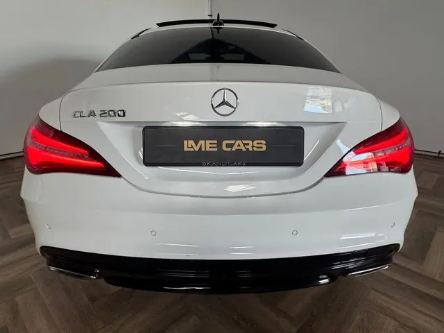 Mercedes-Benz CLA 200 Prestige 2018 Benzine 3