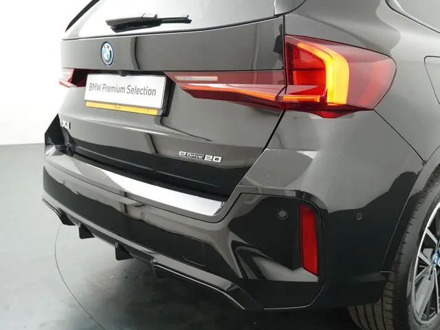 BMW iX1 eDrive20 67 kWh 2024 Elektrisch 27