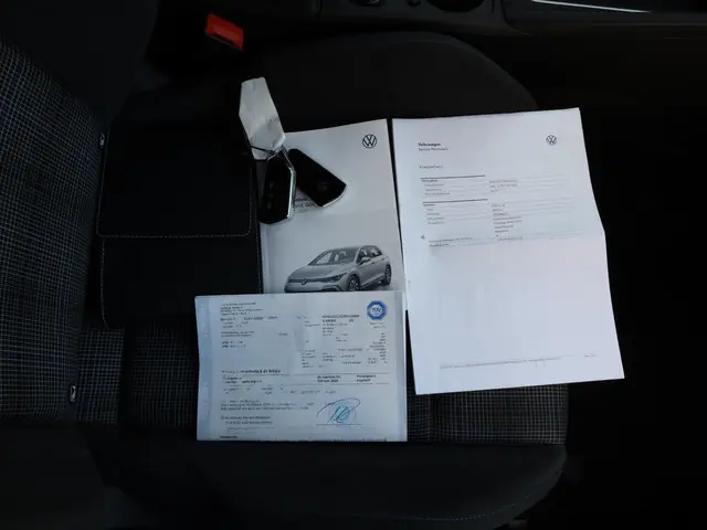 Volkswagen Golf GTE 1.4 PHEV 2021 Hybride Benzine 18