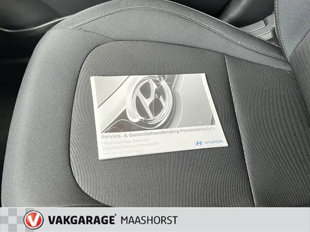 Hyundai i10 1.0i i-Motion Airco 2017 Benzine 16