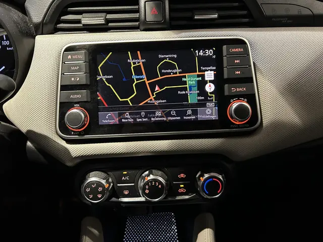 Nissan Micra 1.0 IG-T N-Connecta 2019 Benzine 10