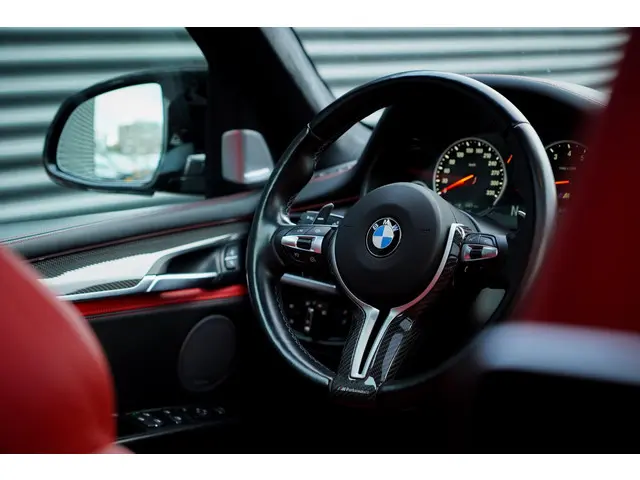 BMW X5 M 2018 Benzine 50