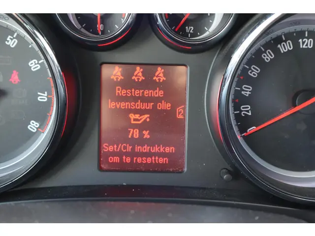 Opel Zafira Tourer 1.4 Cosmo 2012 Benzine 30