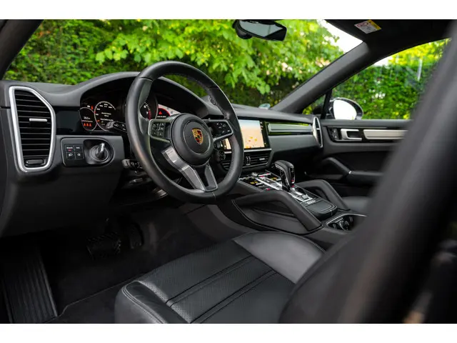 Porsche Cayenne Coupé 3.0 Platinum Edition 2022 Benzine 4