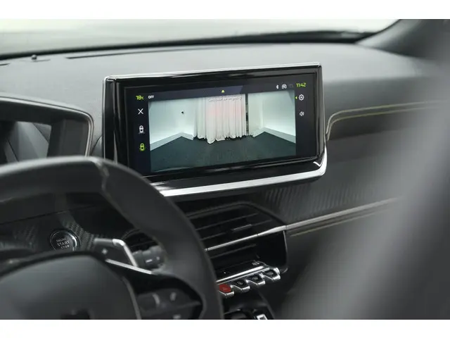 Peugeot 2008 PureTech 130 EAT8 GT 2025 Benzine 17