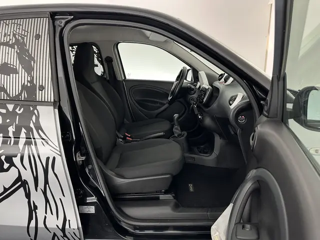 Smart Forfour 1.0 Essential Edition 2015 Benzine 11