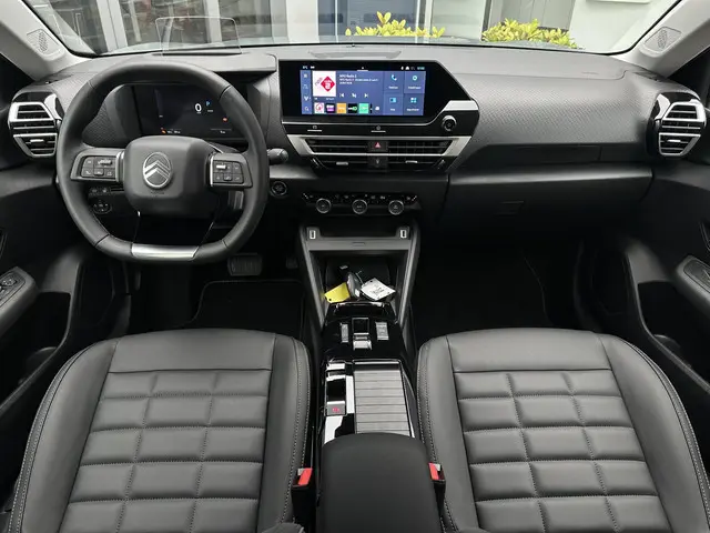 Citroën C4 1.2 Hybrid Max 136pk 2024 Hybride Benzine 13