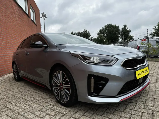 Kia ProCeed 1.6 T-GDi 204pk Automaat GT 2021 Benzine 13