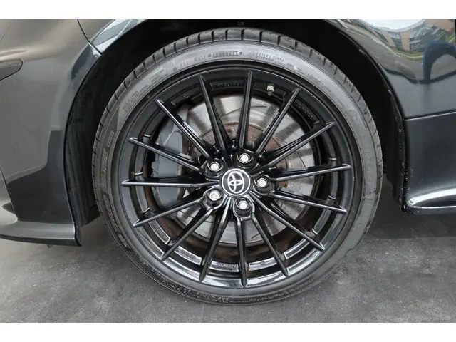 Toyota Yaris 1.6 GR Premium, 1ste eigenaar 2022 Benzine 11