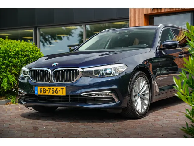BMW 5 Serie Touring 520i Executive 2017 Benzine 13