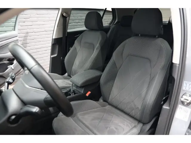 Volkswagen Golf 1.5 TSI Style 2021 Benzine 4