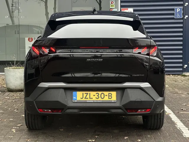 Peugeot 3008 1.2 Hybrid 145 GT 2026 Hybride Benzine 7
