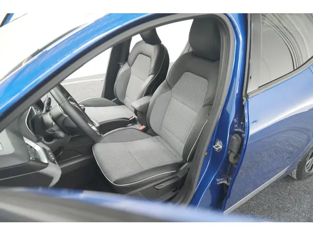 Renault Clio TCe 90 GPF Techno 2024 Benzine 30