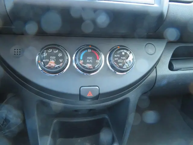 Nissan Note 1.6 Acenta 2009 Benzine 17